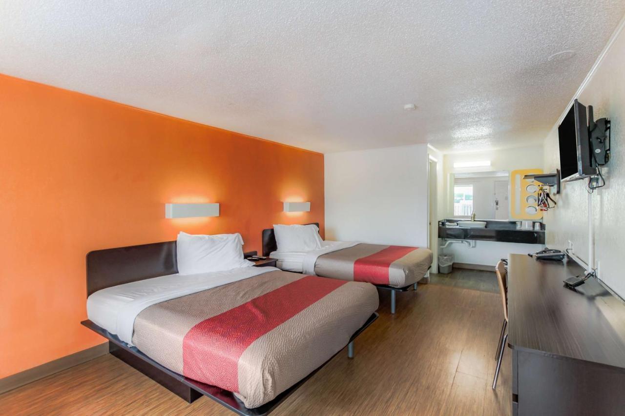 Motel 6 Kalamazoo Eksteriør bilde